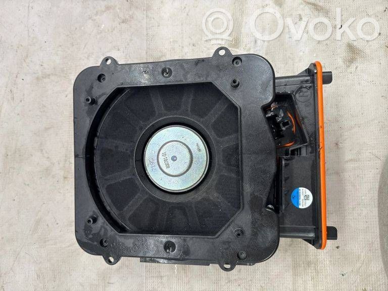 BMW X2 F39 Subwoofer speaker 