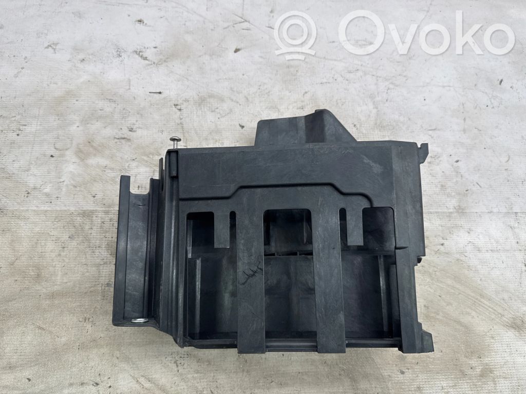 BMW X2 F39 Engine control unit holder 