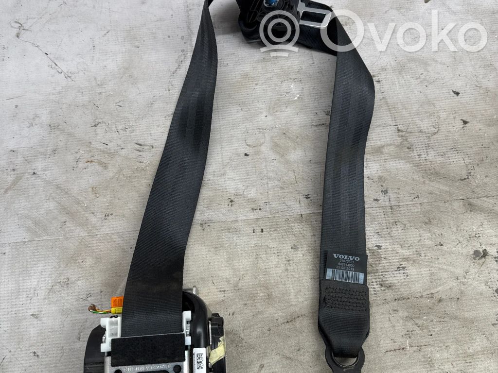 Volvo XC90 Cinturón trasero 