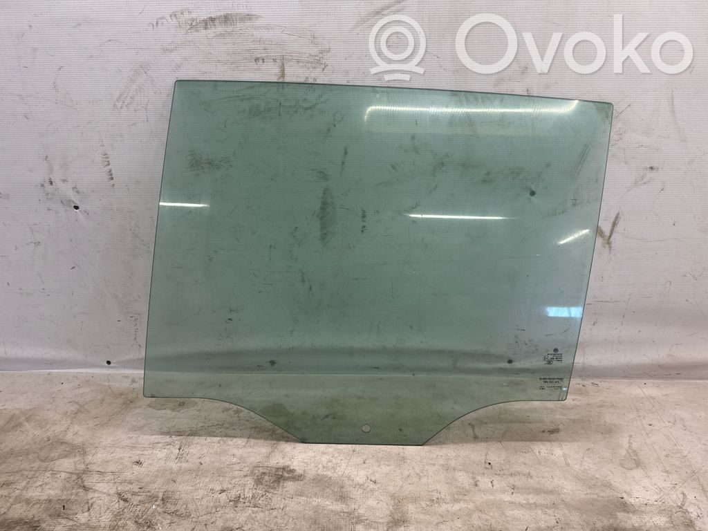 Volkswagen Tiguan Rear door window glass 