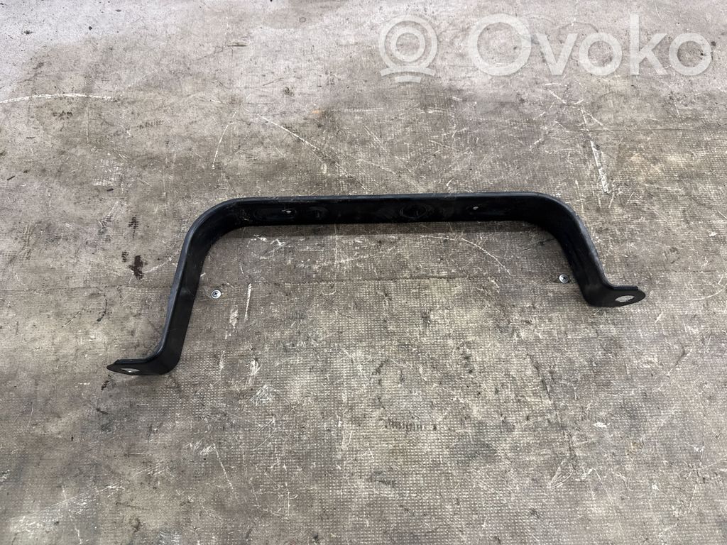 Ford Focus Soporte de montaje del depósito de combustible 