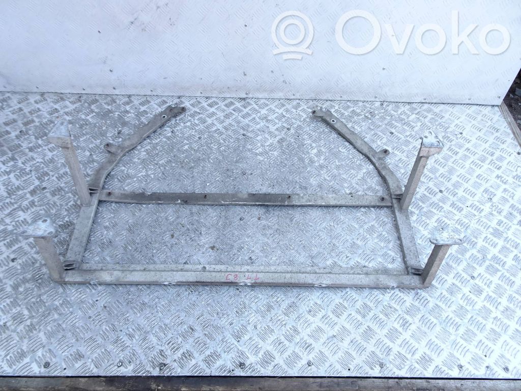 Front subframe   8J8802017F