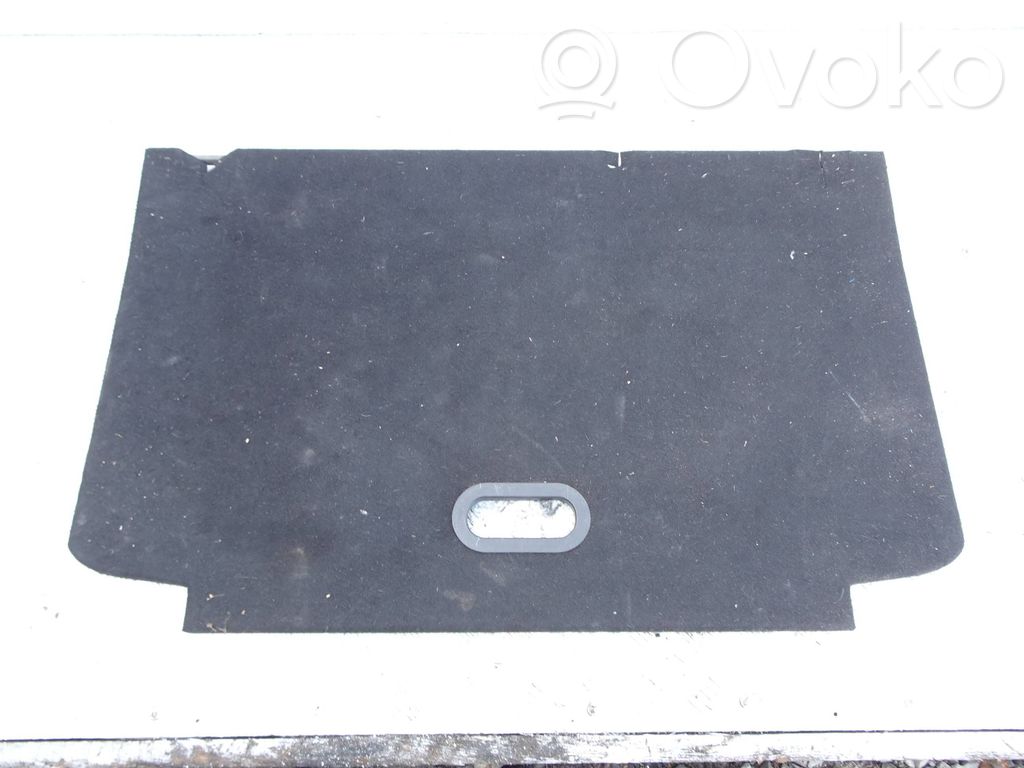 Parcel shelf   31052013