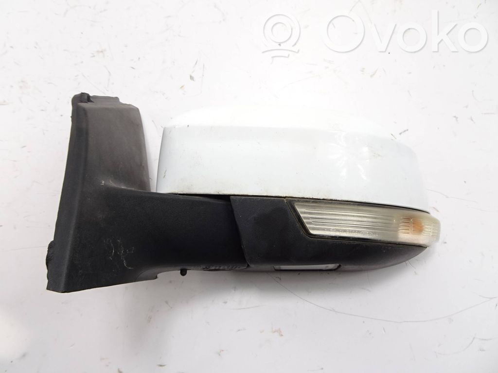 Ford Focus Front door electric wing mirror 