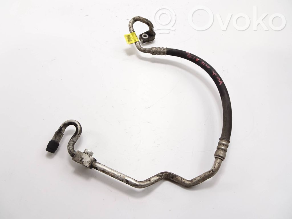 Ford Fiesta Conductă/furtun aer condiționat (A/C) 