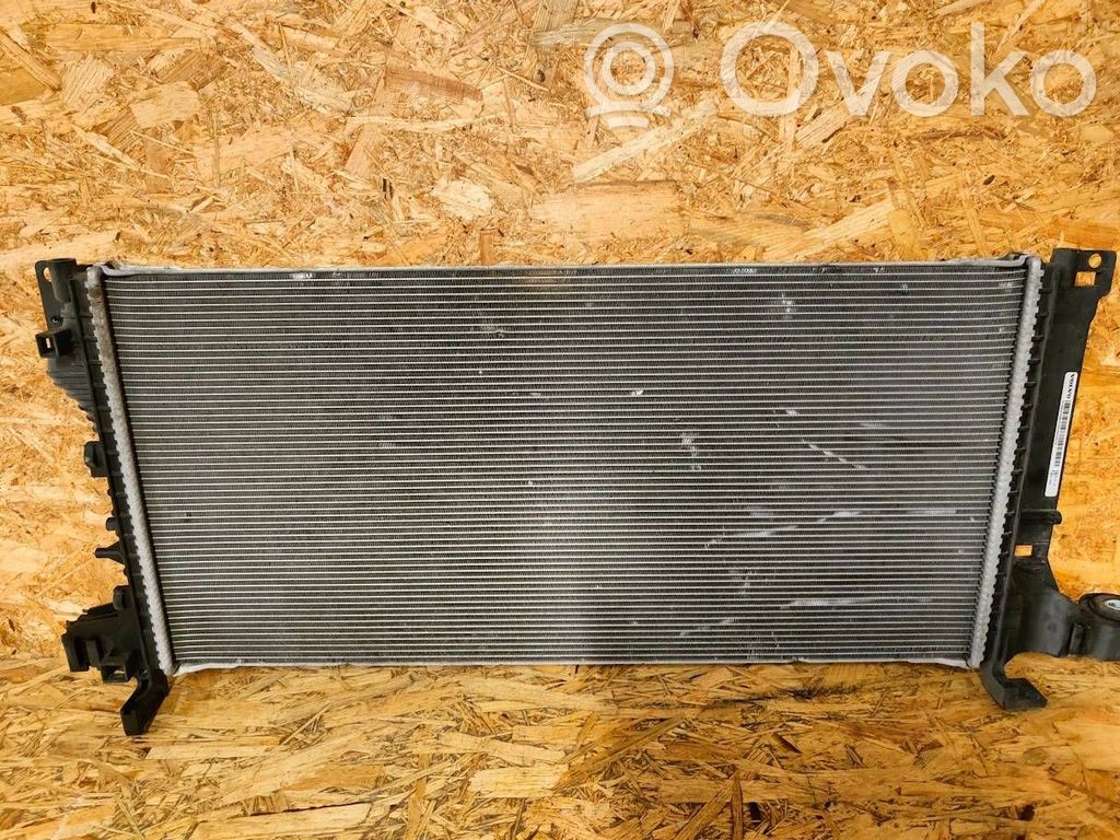 Volvo XC40 Coolant radiator 
