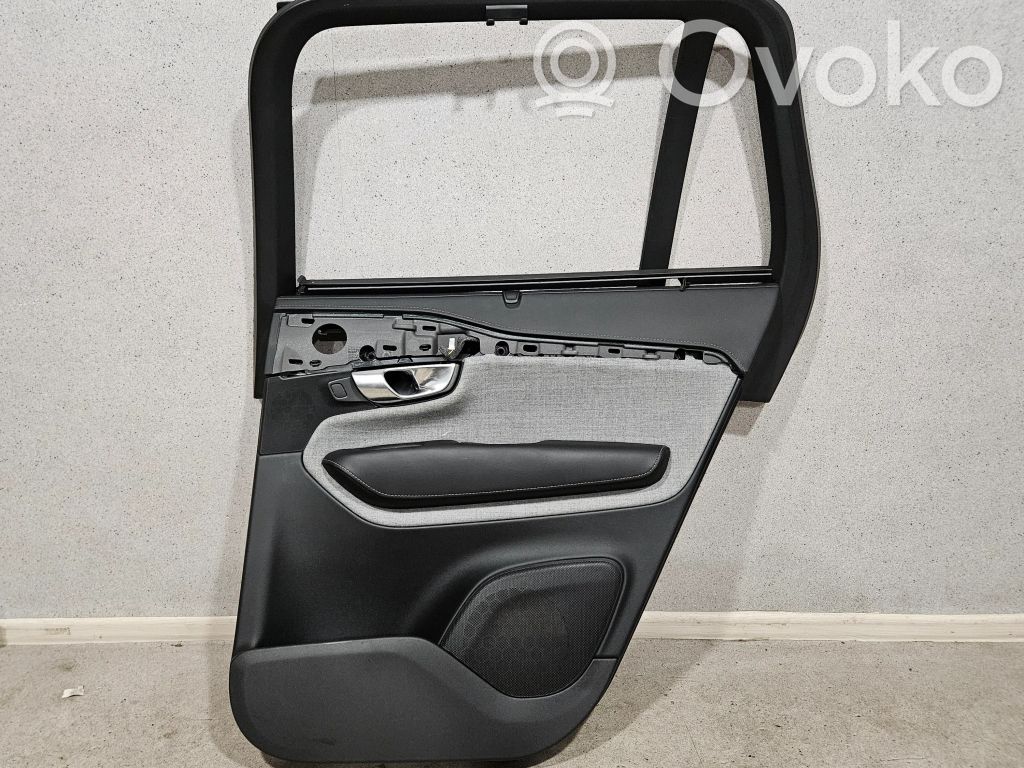 Volvo XC90 Boczki / Poszycie drzwi tylnych 