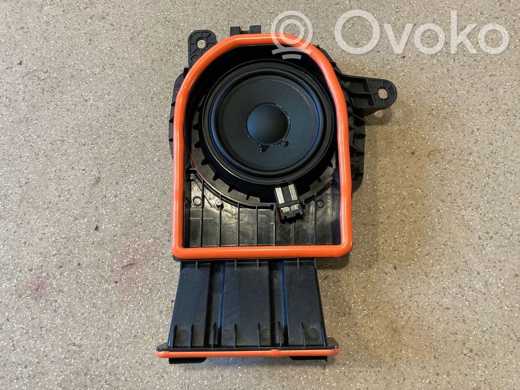 BMW X1 U11 Subwoofer altoparlante 