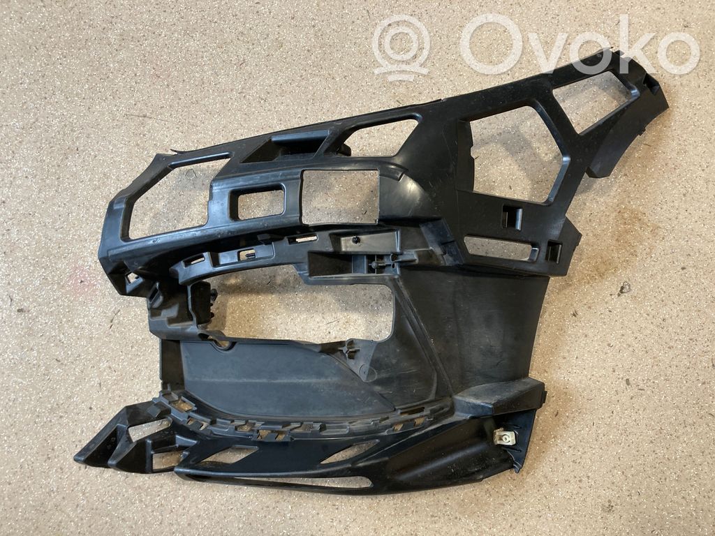 BMW 1 F40 Front bumper mounting bracket 