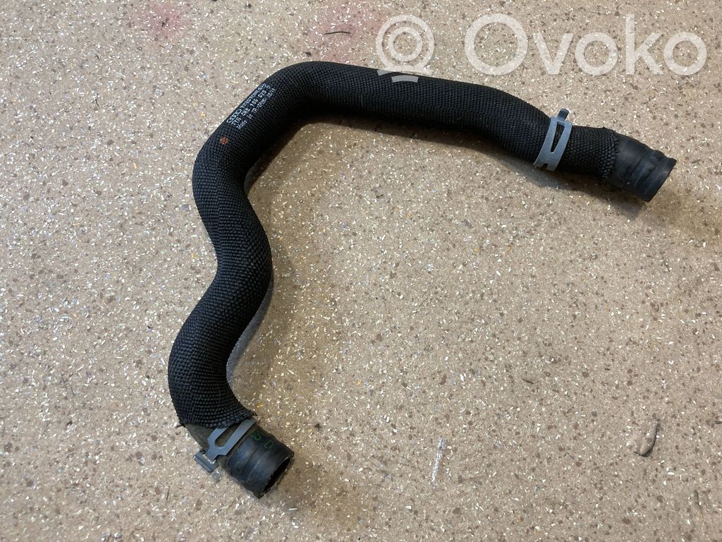 Audi e-tron Engine coolant pipe/hose 