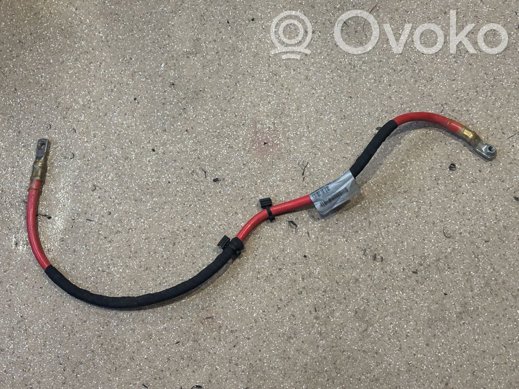 Audi e-tron Pluskaapeli (akku) 