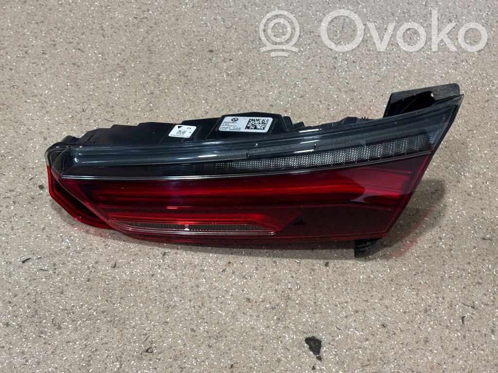 BMW 8 G14 Lampy tylnej klapy bagażnika 