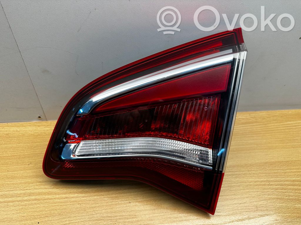 Opel Meriva B Takaluukun takavalot 