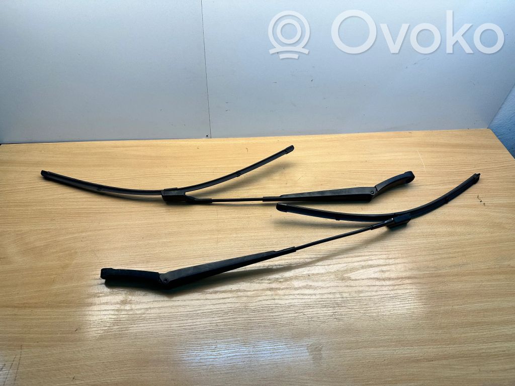 Volkswagen Tiguan Ramię wycieraczki szyby przedniej / czołowej 