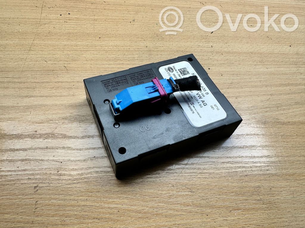 Seat Leon (5F) Keyless (KESSY) go control unit/module 