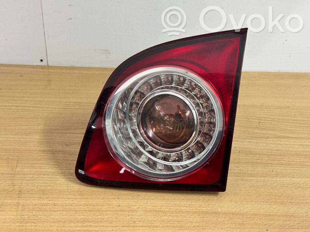 Volkswagen Golf Plus Lampy tylnej klapy bagażnika 