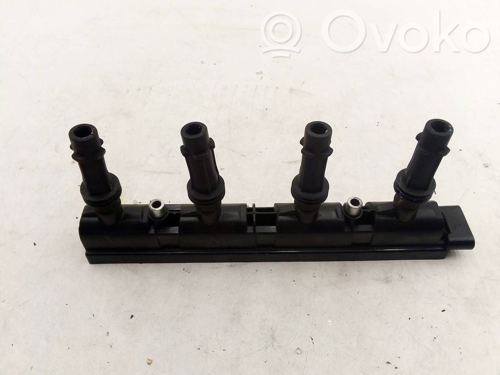 Opel Astra J Bobină aprindere 