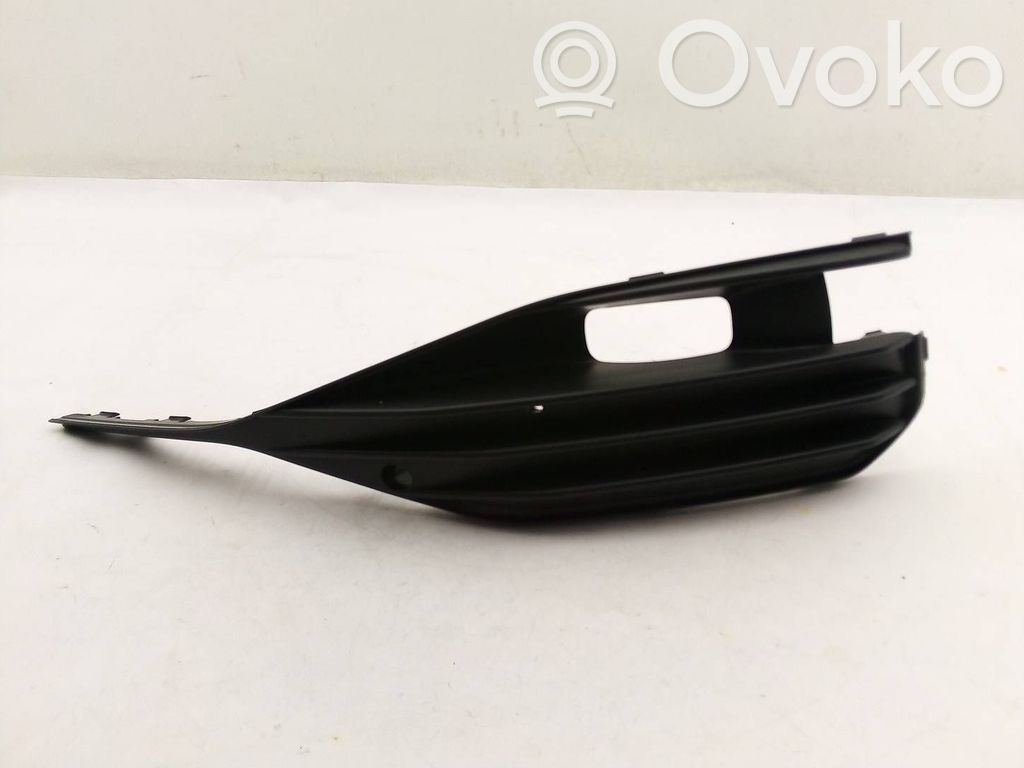 Seat Leon IV Unteres Gitter dreiteilig vorne 