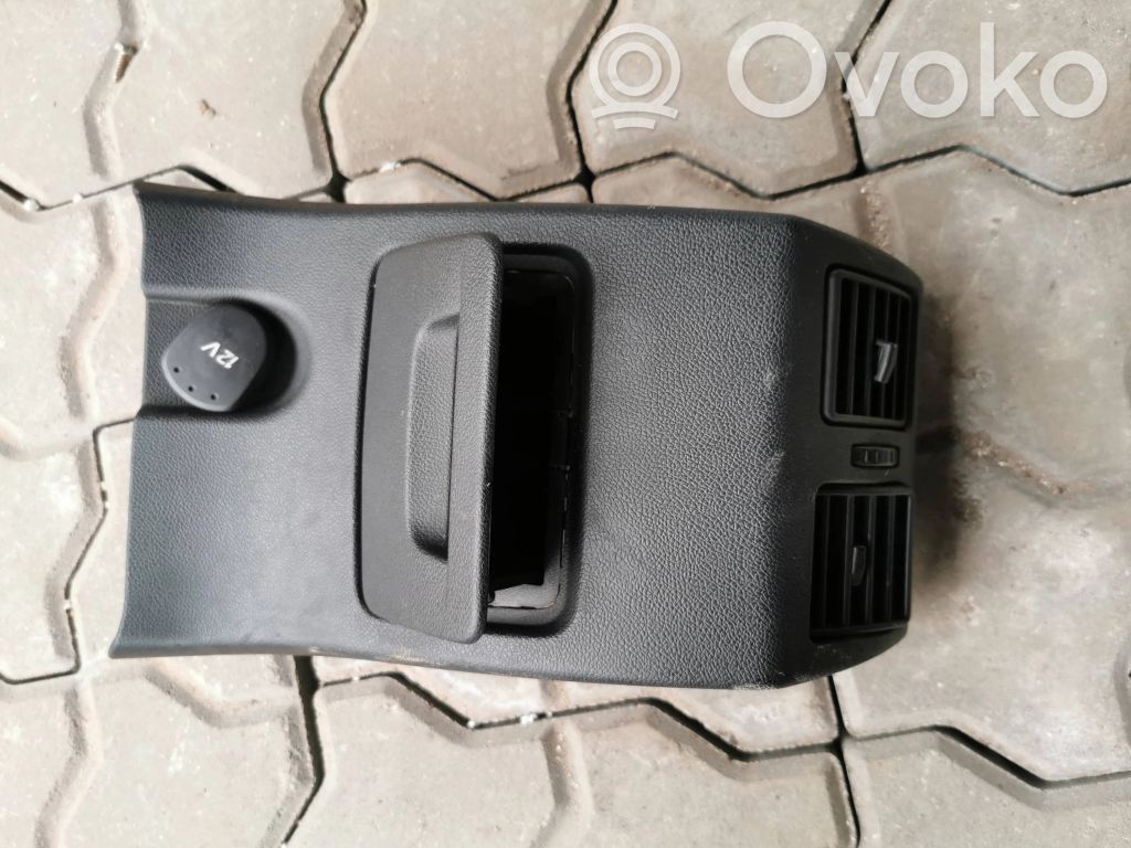 Renault Laguna III Takaosan ilmakanavan tuuletussuuttimen ritilä 