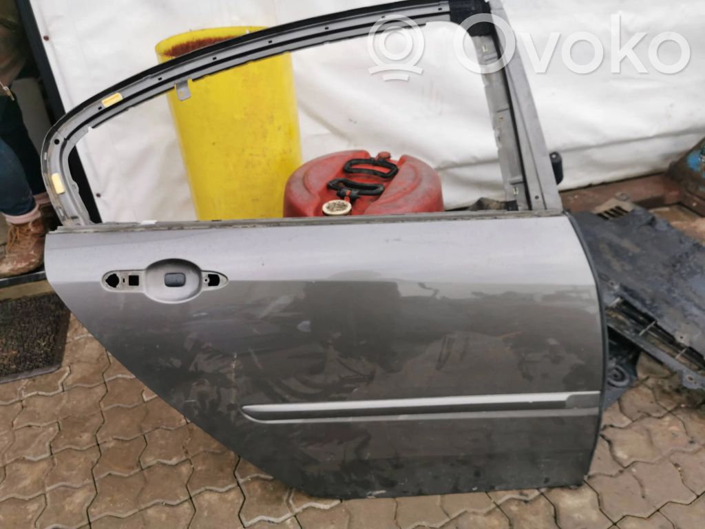 Renault Laguna III Galinės durys 