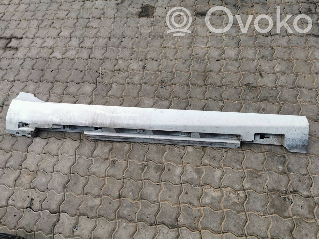 Volvo V40 Sill 