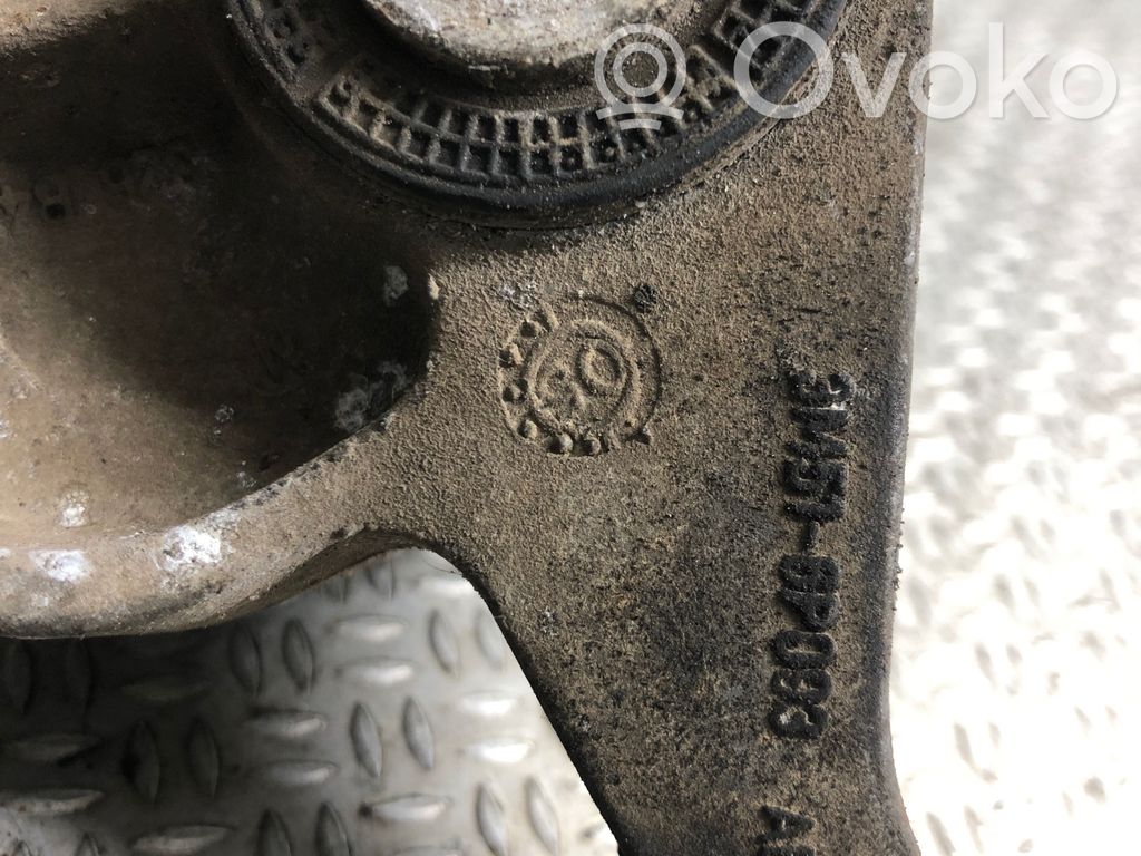 Engine mounting bracket   326B46