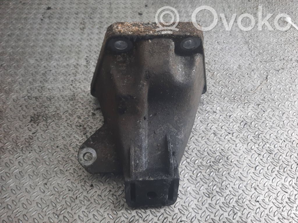 Engine mounting bracket   54313,4B0199308