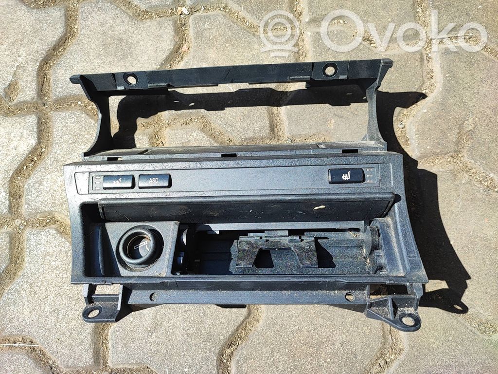 Ashtray (front)   826888