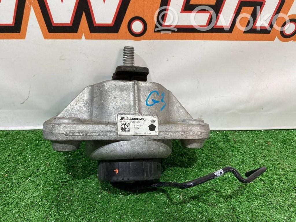 Engine mount bracket   JPLA6A003CC,LR123914
