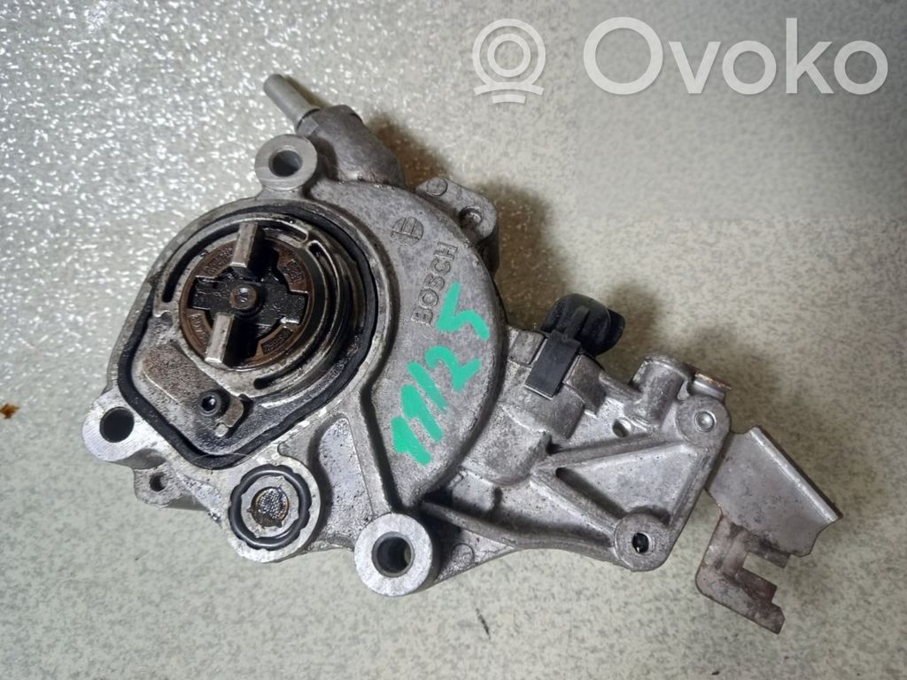 Land Rover Freelander 2 - LR2 Vacuum pump 