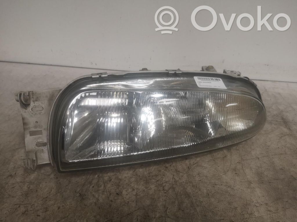 Ford Fiesta Headlight/headlamp 
