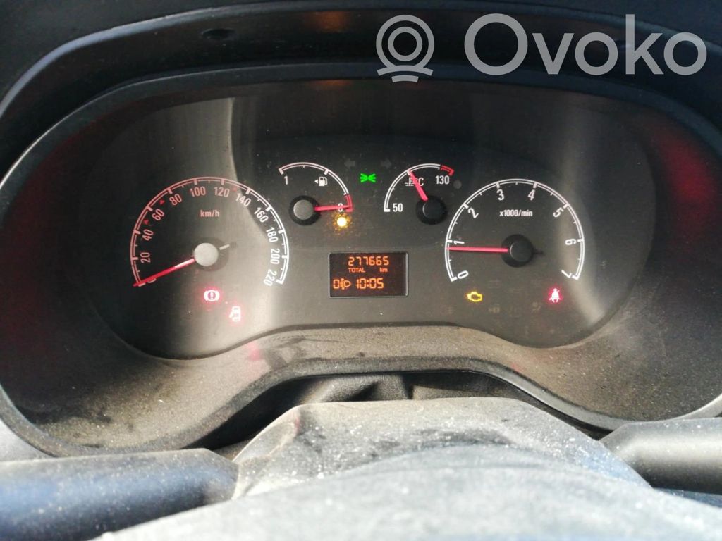 Opel Combo D Speedometer (instrument cluster) 
