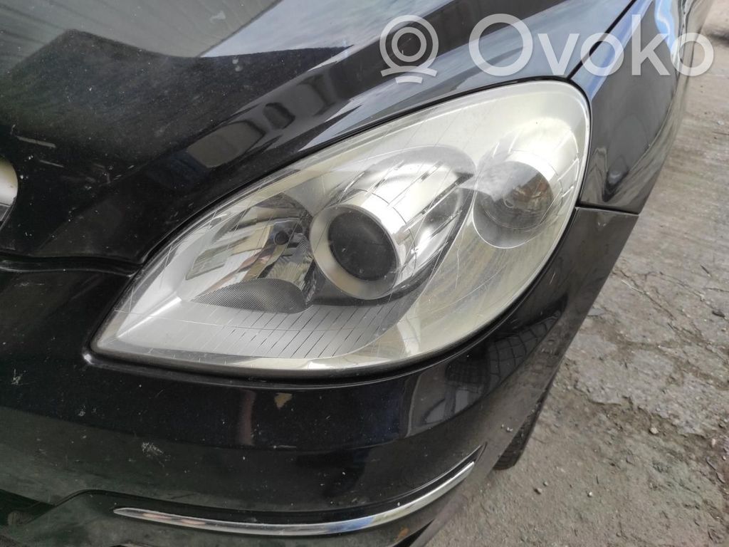 Mercedes-Benz B W245 Faro/fanale 