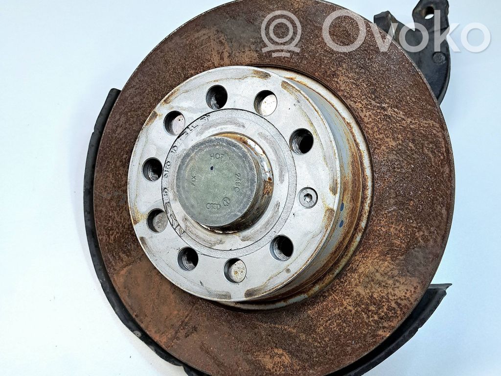 Volkswagen Golf VII Aizmugurē riteņa rumbas vārpstas šarnīrs (stupica, capfa) 