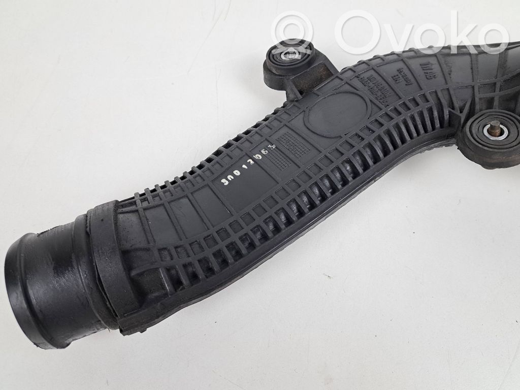 Volkswagen Golf VI Air intake hose/pipe 