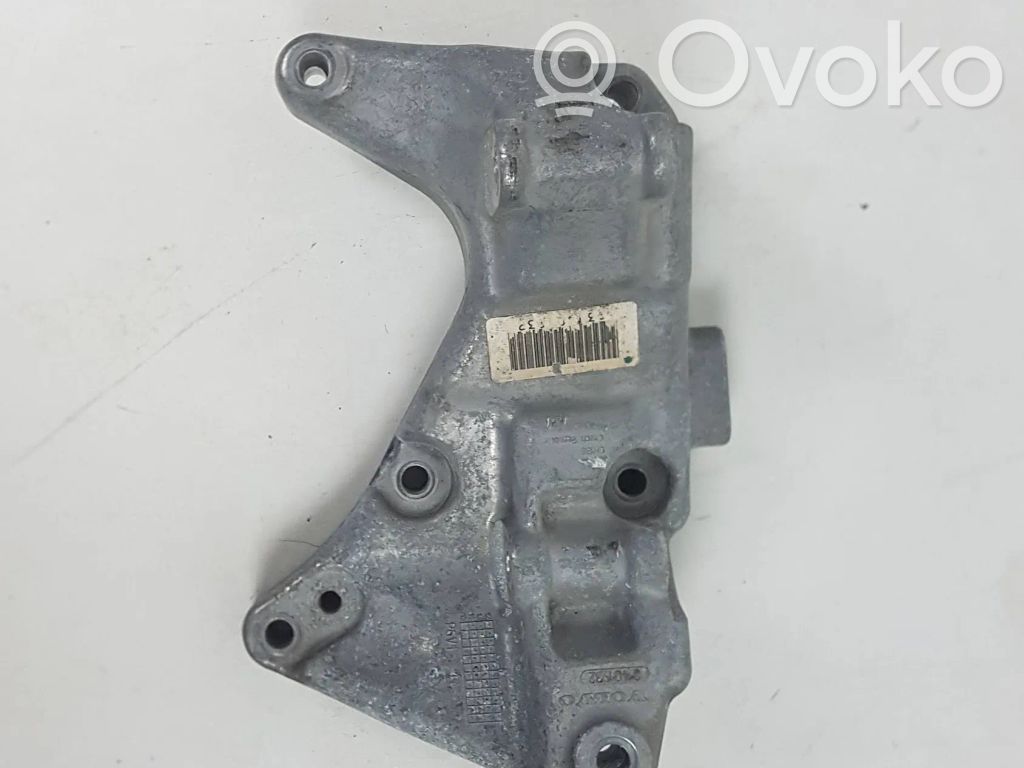 Volvo XC60 Other engine part 