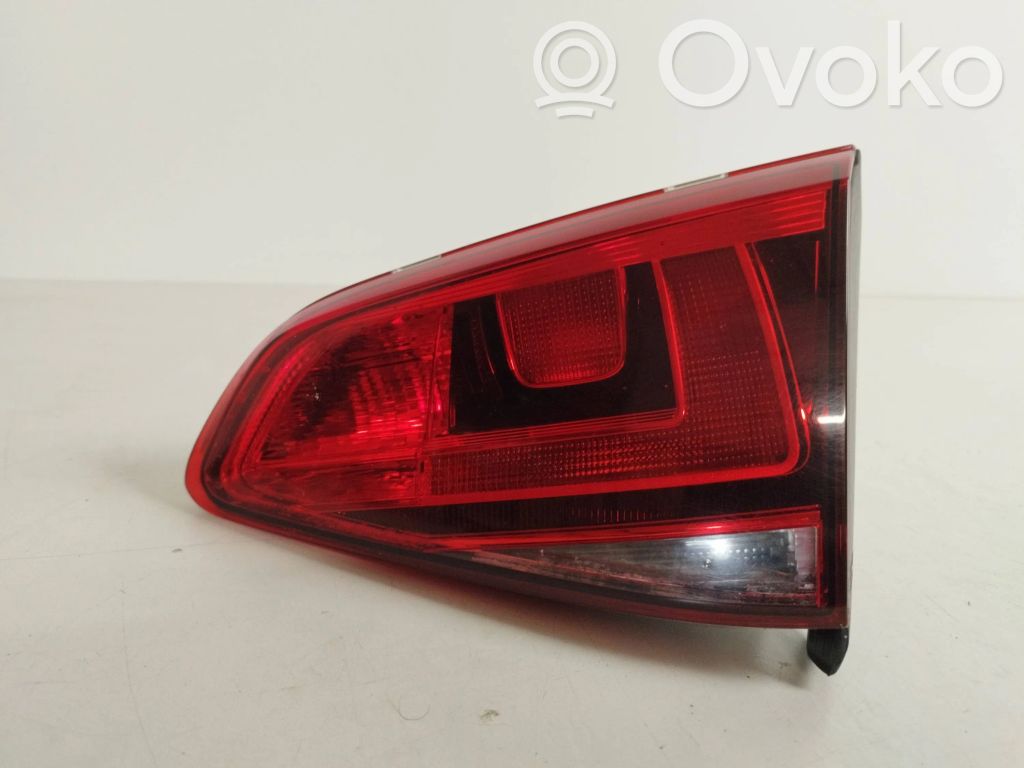 Volkswagen Golf VII Lampy tylnej klapy bagażnika 