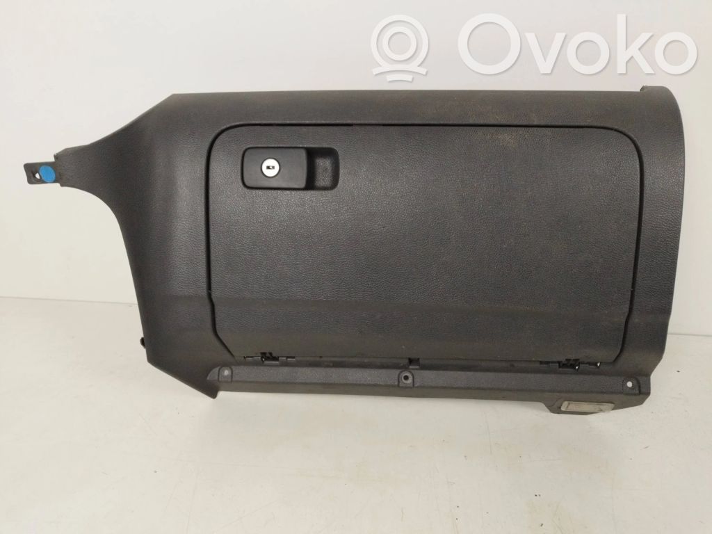 Volkswagen Golf VI Juego guantera 