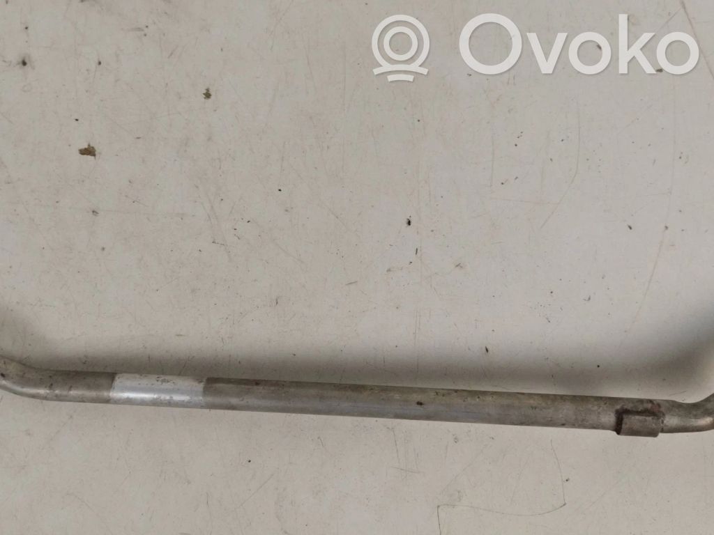Engine coolant pipe/hose   7547171