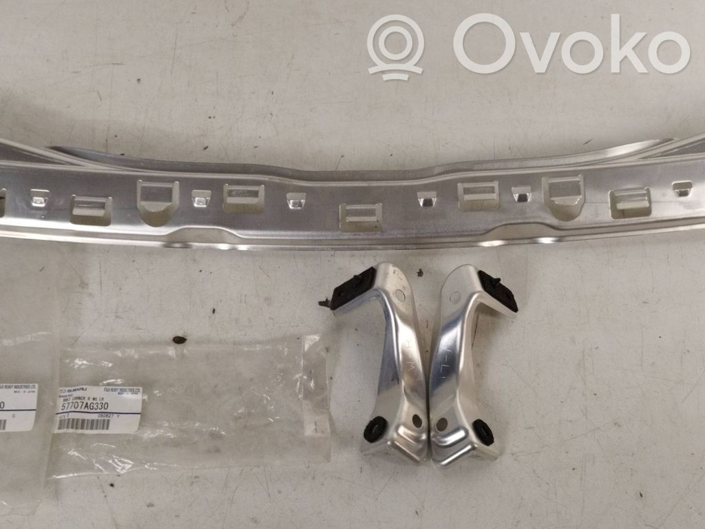Subaru Outback Uchwyt / Mocowanie zderzaka tylnego 