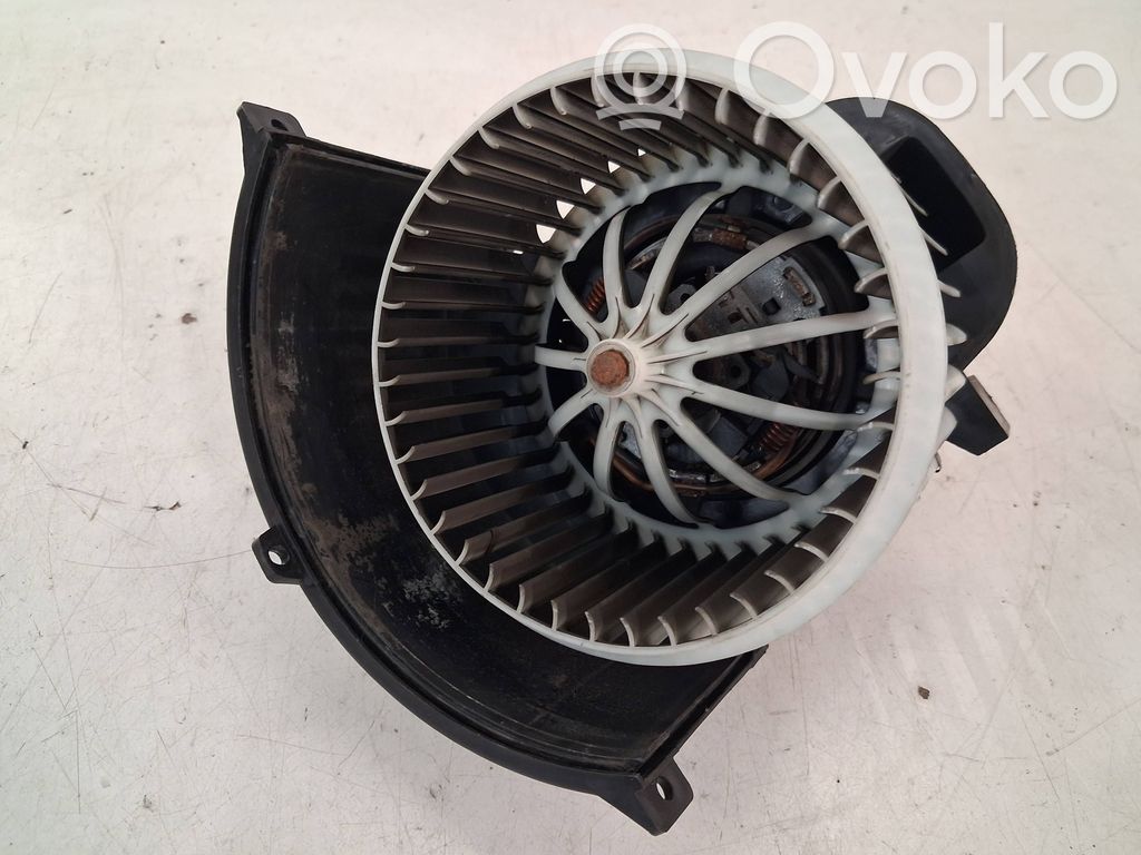 Wentylator nawiewu / Dmuchawa   17180,7699412V