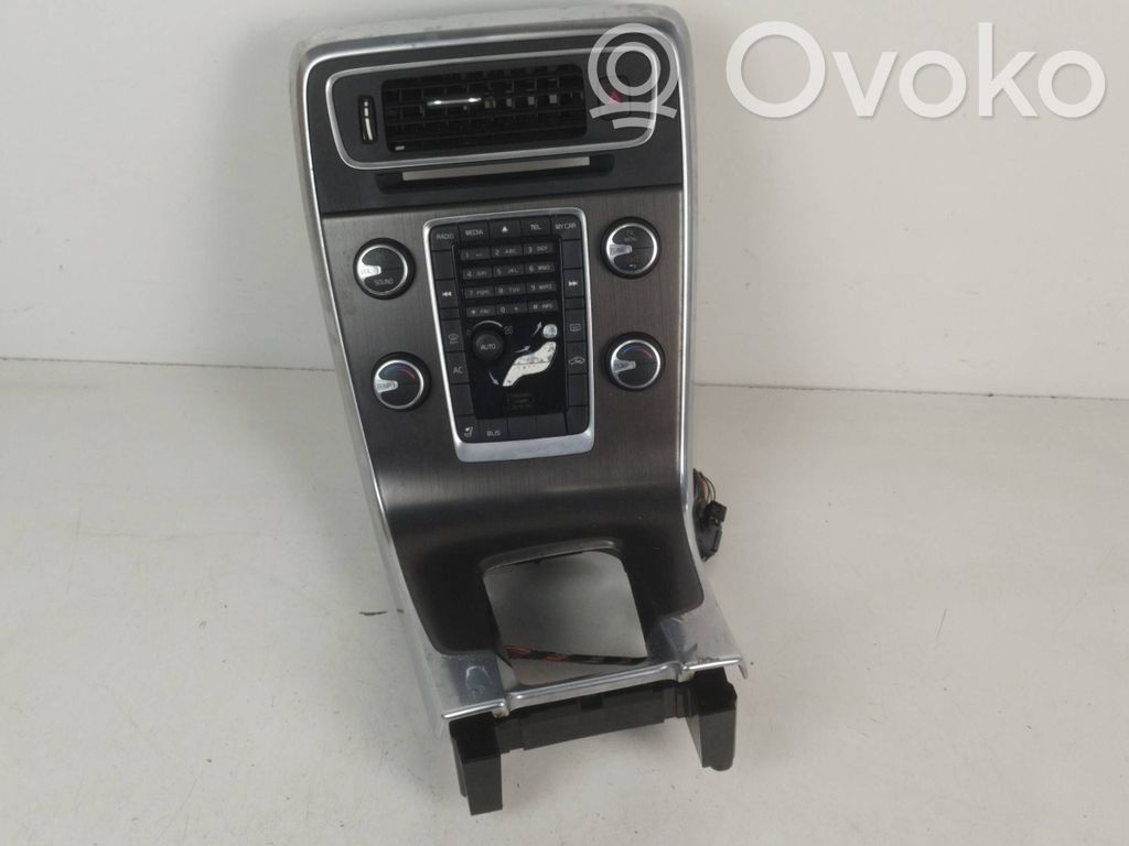 Volvo S60 Centrinė konsolė 