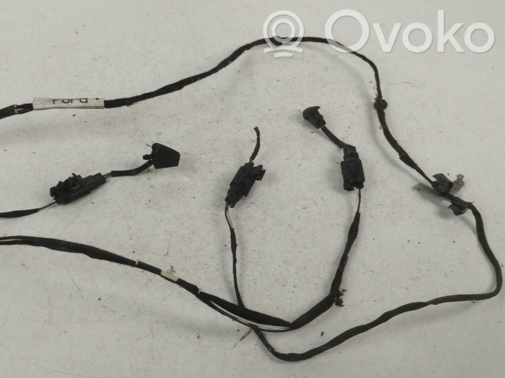 Ford Mondeo MK IV Tuulilasinpesimen pesusuutin 