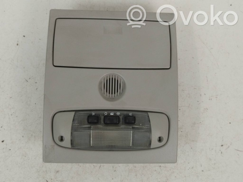 Ford Mondeo MK IV Etuistuimen valo 