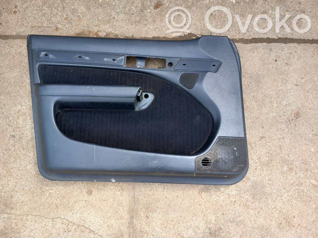 Audi A6 S6 C4 4A Revestimiento de puerta delantera 