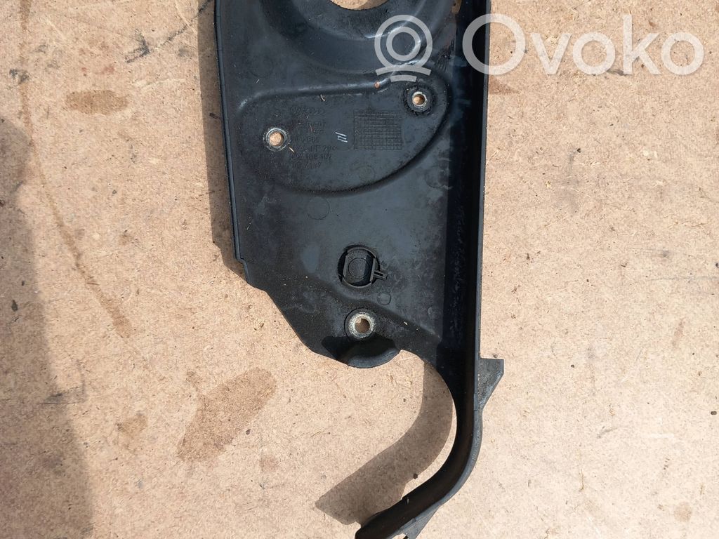 Audi A6 S6 C4 4A Apărătoare curea distribuție (capac) 
