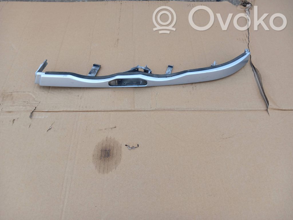 BMW 3 E46 Under headlight/headlamp trim 