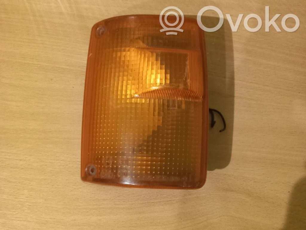 Isuzu Trooper Front indicator light 