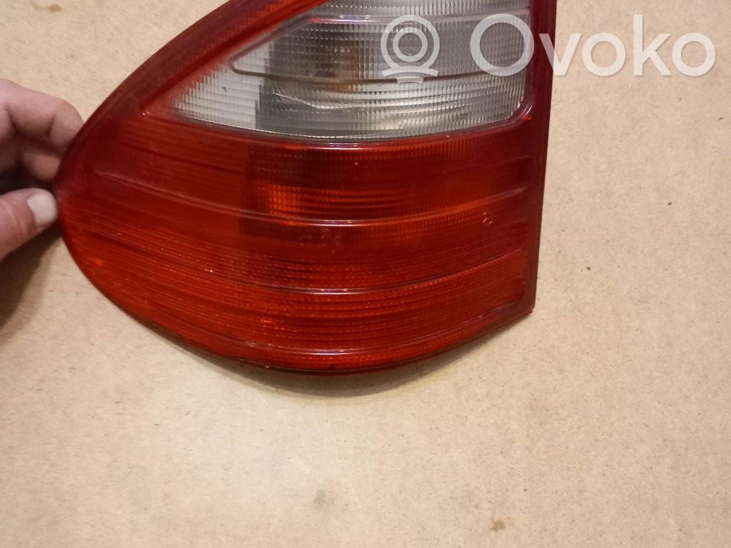 Mercedes-Benz E W210 Lampa tylna 