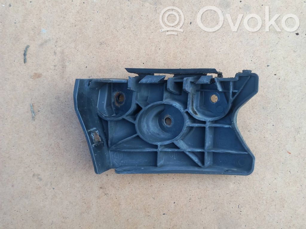 Seat Altea XL Front bumper mounting bracket 